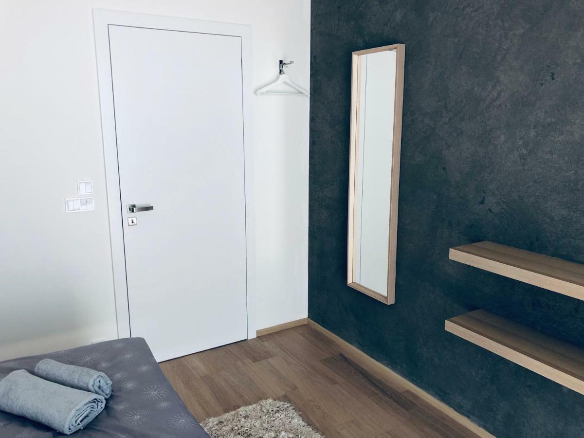 5Th Element Apartments 브르노 외부 사진